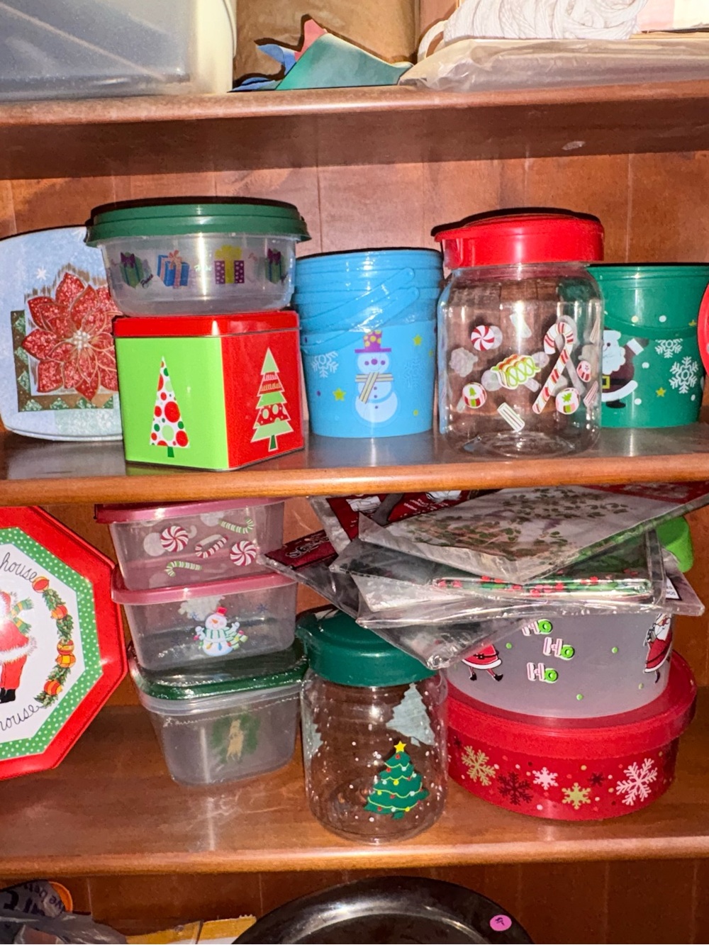 Holiday Cookie containers, tray bags & basket bags